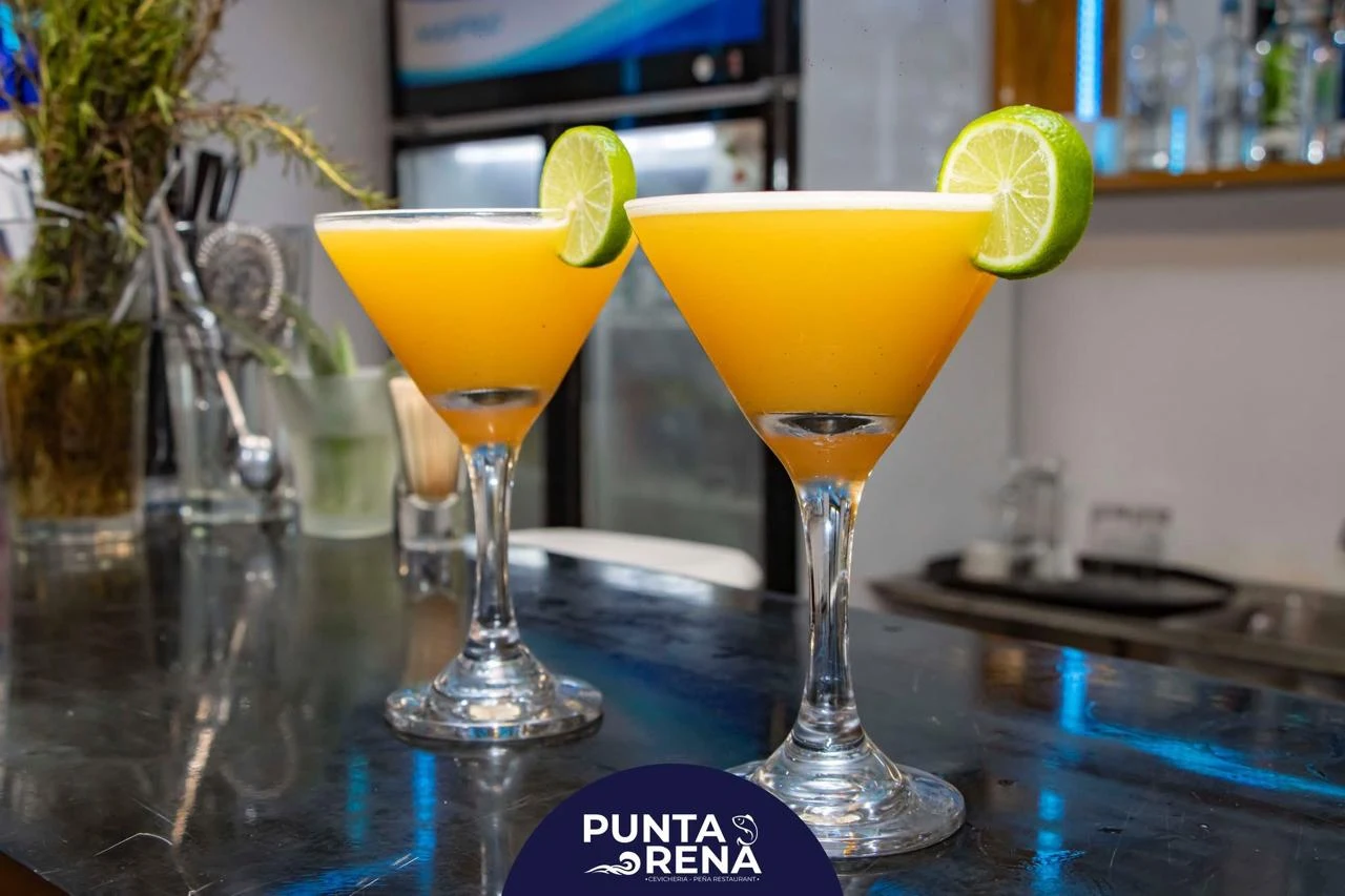 Fuente de platos tipicos Puntarena